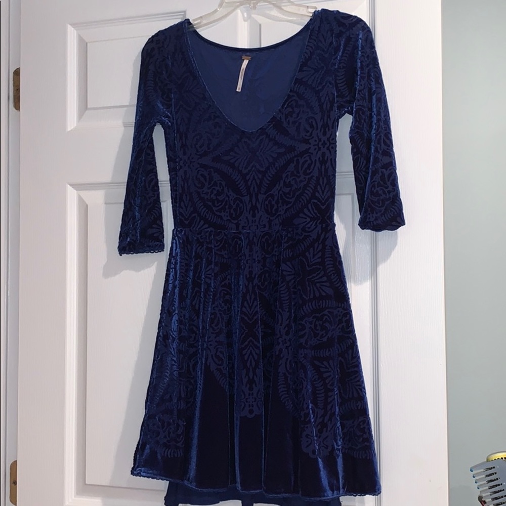 Free People XS Navy velvet dress